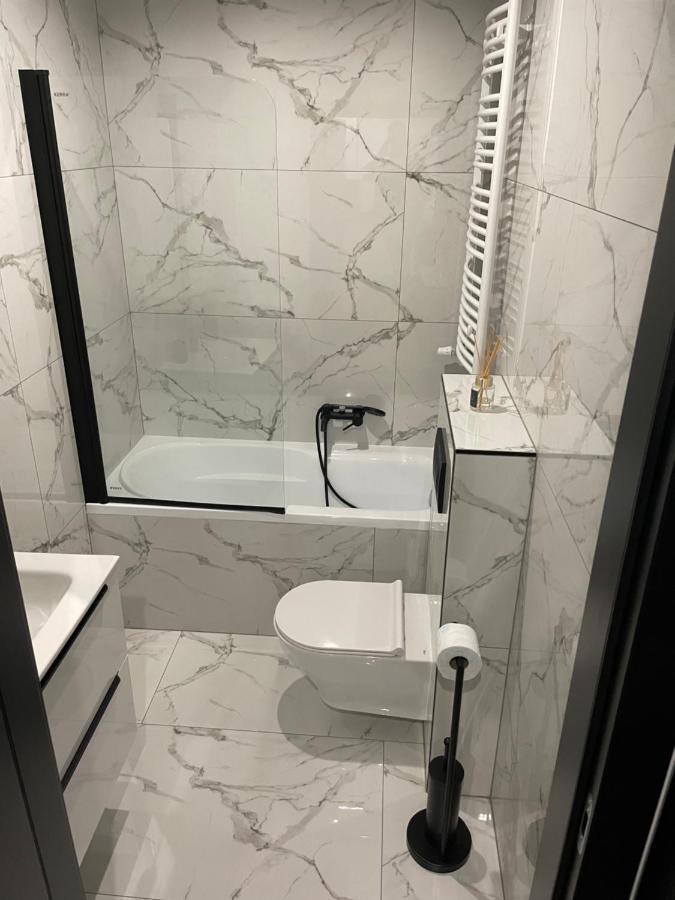 Smart Central Stay 2, Rynek, Sienkiewicza 24-Hour Check-In Zameldowanie Calodobowe Kielce Luaran gambar